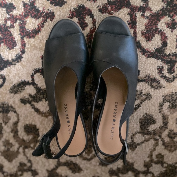 Lucky brand leather peep toe shoes - Picture 2 of 8